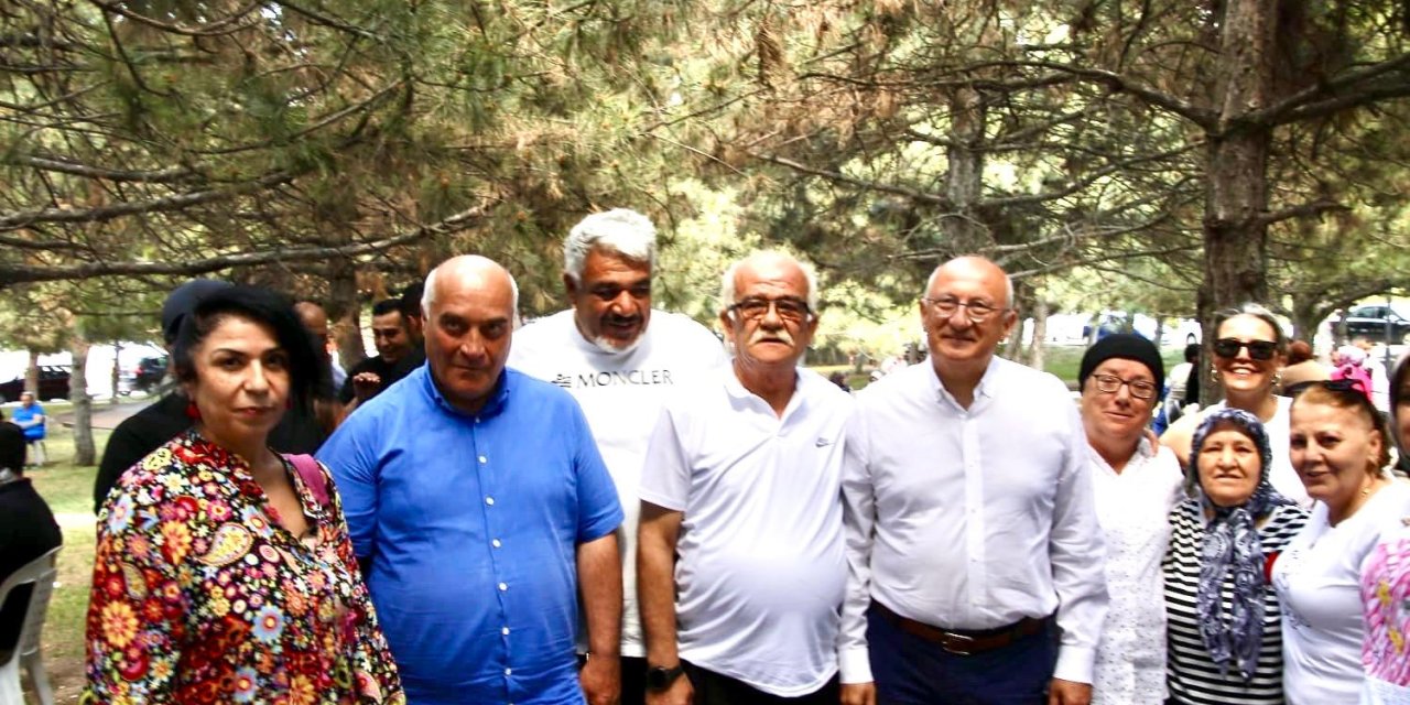 ‘’Bir kısım partili’’ den CHP Tepebaşı ilçe Başkanlığına cevap var