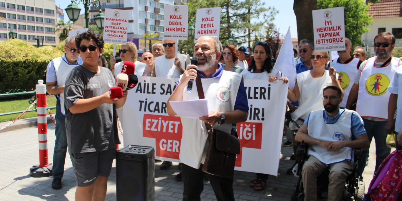 Aile Hekimliği Sözleşme ve Ödeme Yönetmeliği’ne tepkiler büyüyor