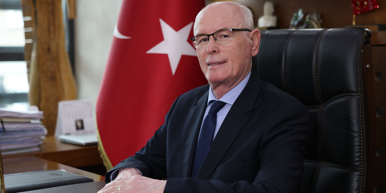 Kazım Kurt Türkiye'nin en başarılı ilçe başkanı seçildi!