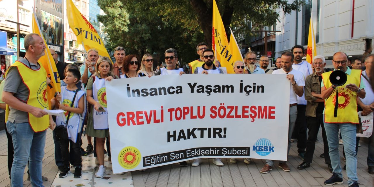 Eğiticimler talepleri için alana çıktı