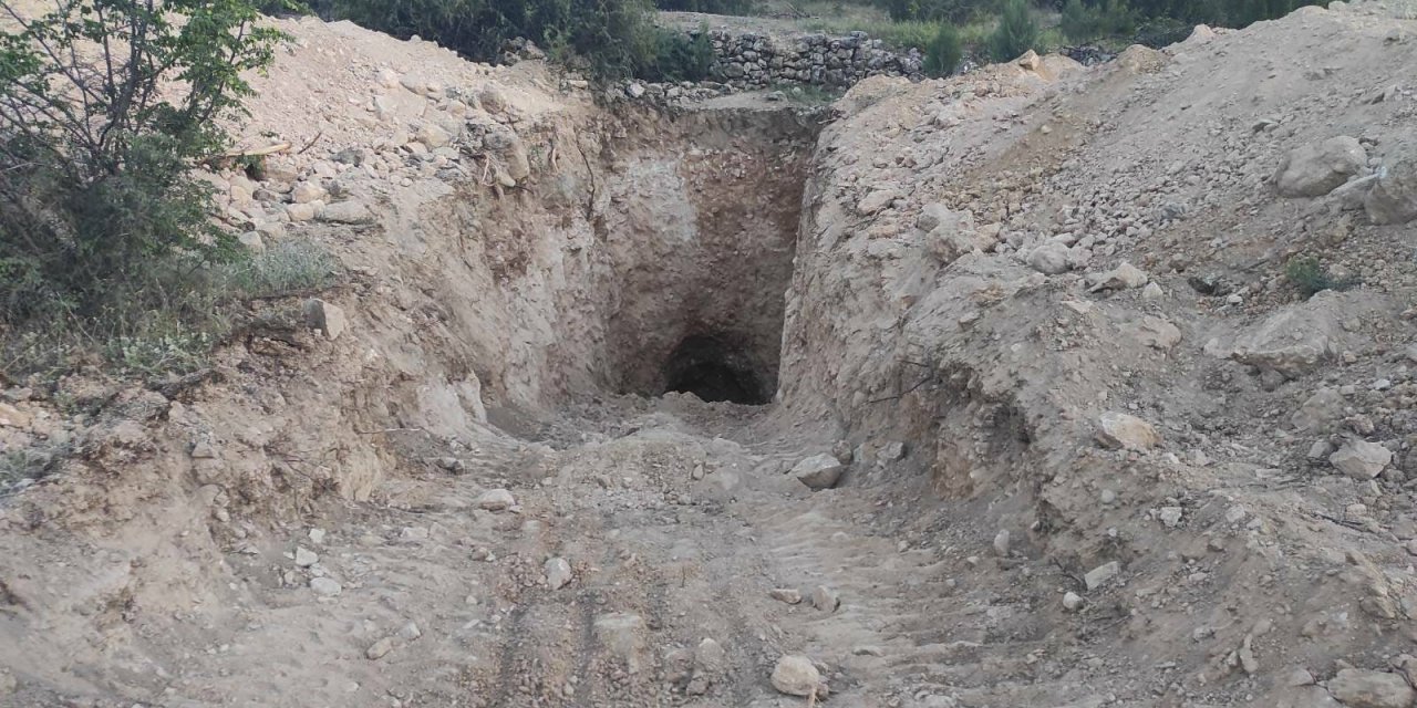 Eskişehir'de kaçak kazı yapanlara baskın!