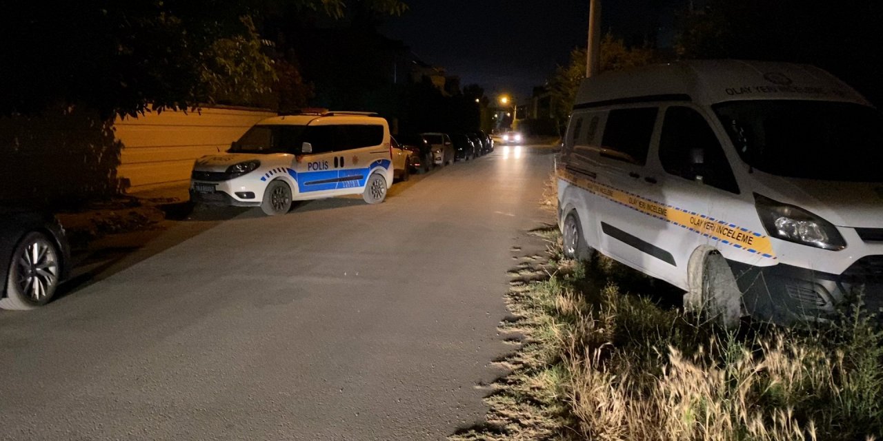 Yaşlı adam evinde ölü bulundu