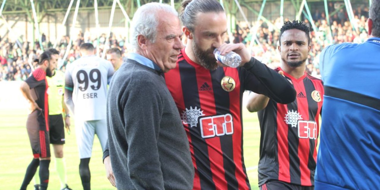 Liste başı Mustafa Denizli