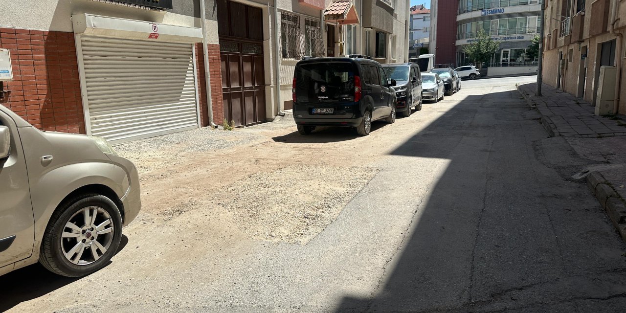 Eskişehir’de yarım kalan yol sıkıntı yaratıyor