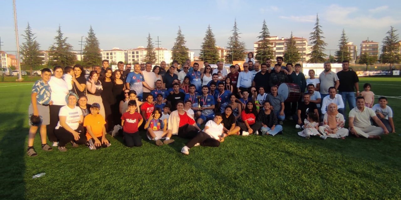 Akin Köyü Spor'dan şampiyonluk başarısı