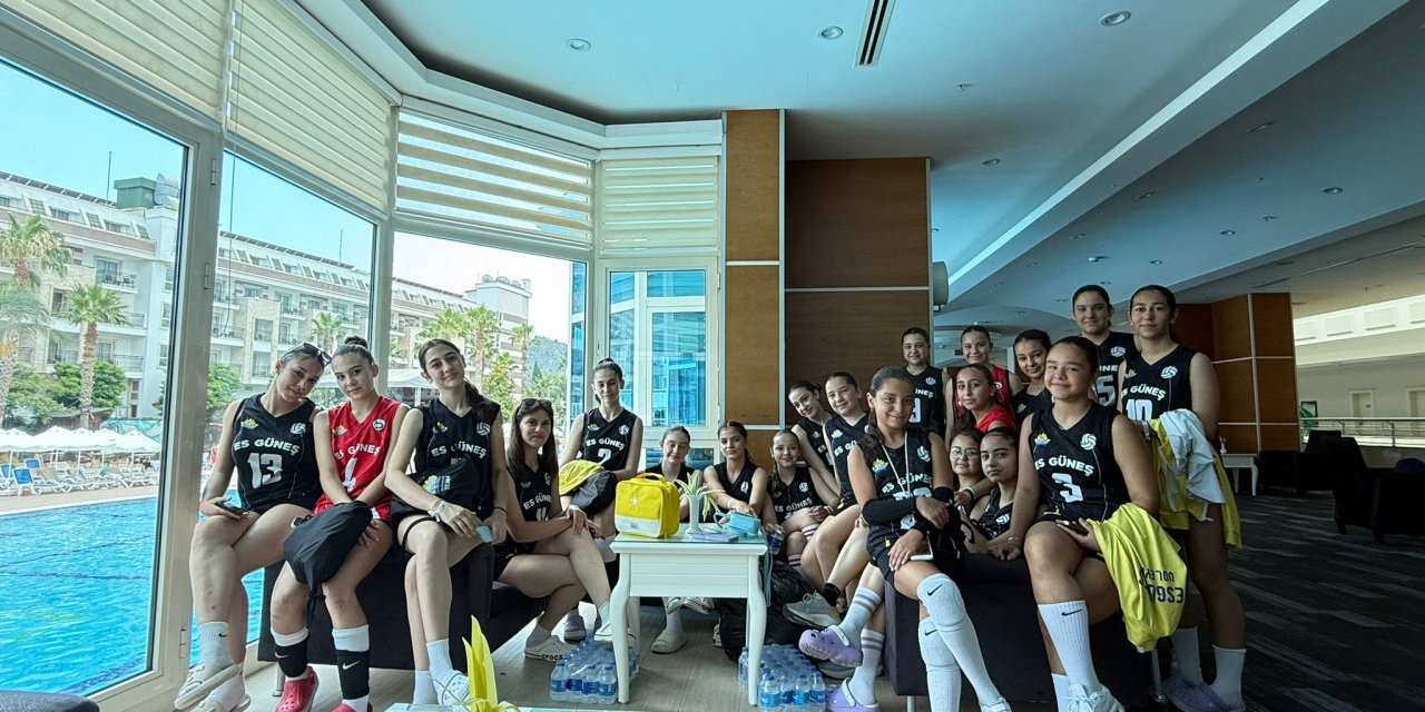 Es Güneş Spor Kulübü’nde kamp verimli geçiyor