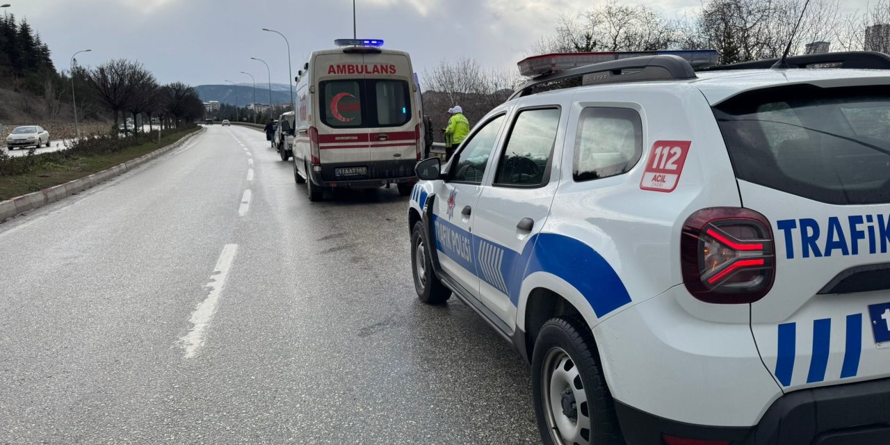 Eskişehir yolunda kaza: 2 yaralı