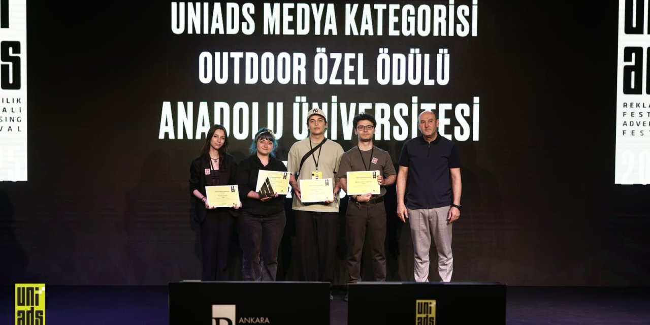 Anadolu Üniversitesi öğrencileri büyük başarı gösterdi
