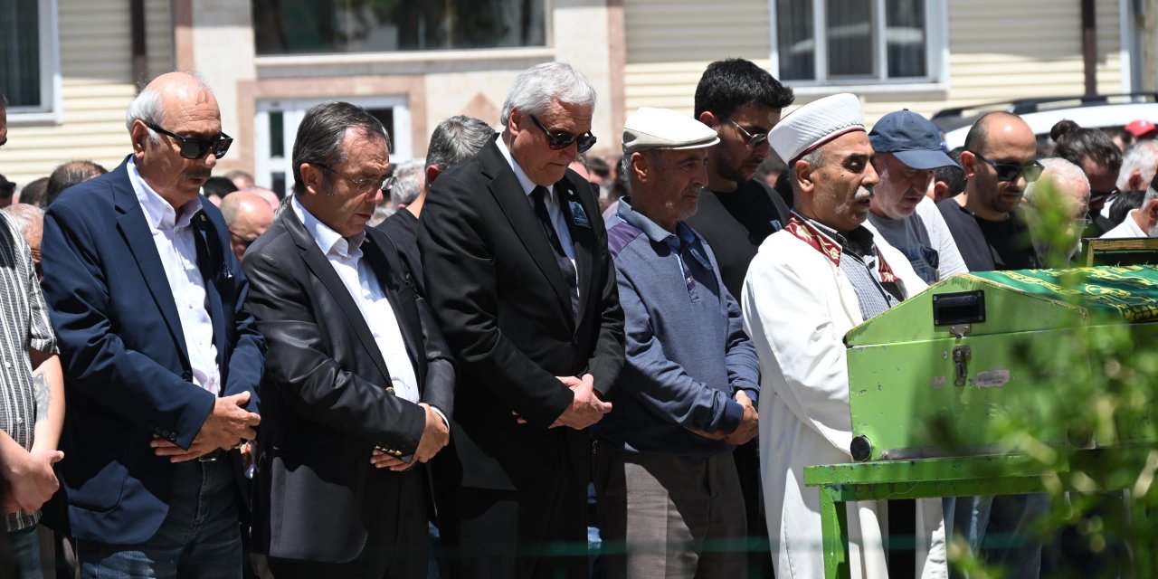 Başkan Yardımcısı Engin Kardeş İnönü'de toprağa verildi