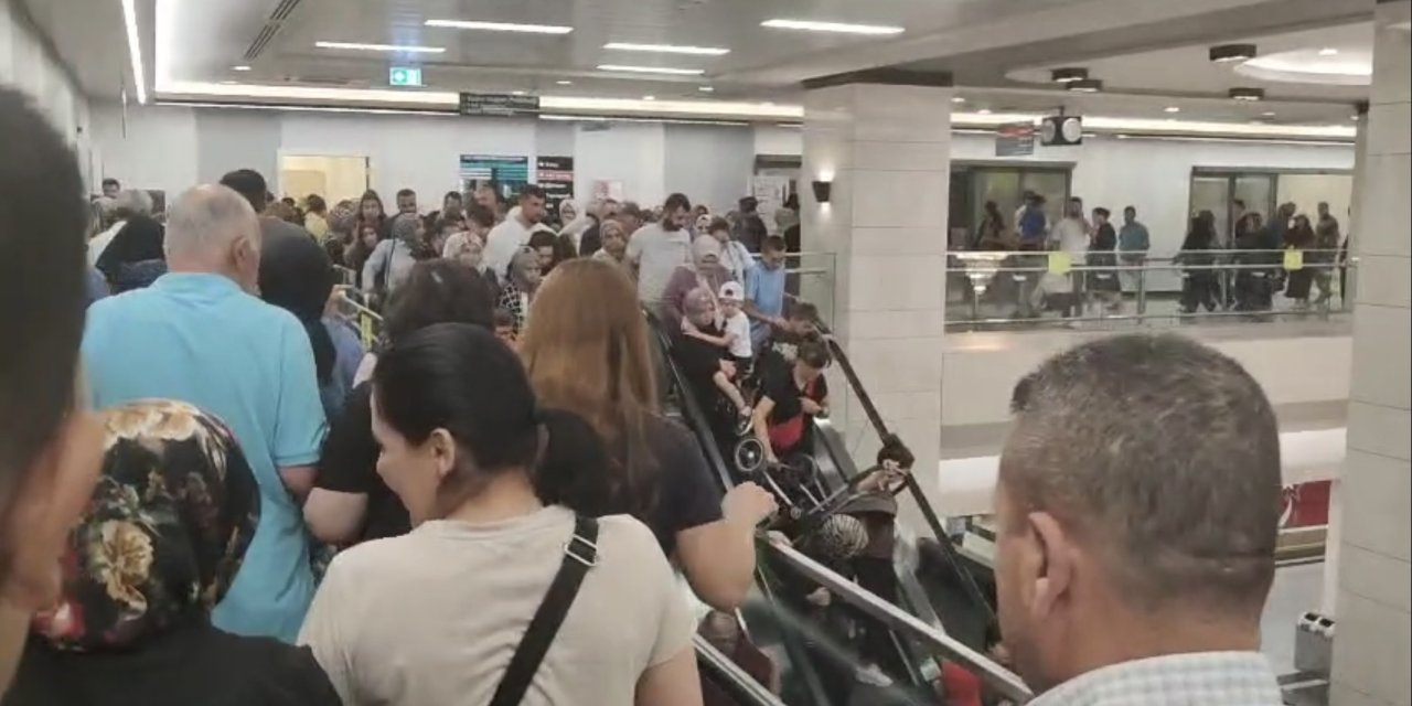 Eskişehir'de yangın alarmını duyanlar hastaneden böyle kaçtı