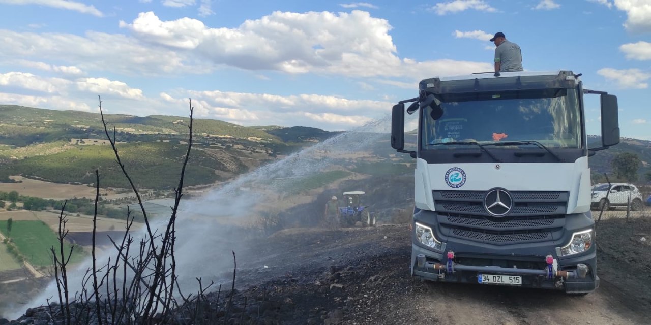 Büyükşehir ekipleri yangın çıkan bölgelere desteğe gönderildi