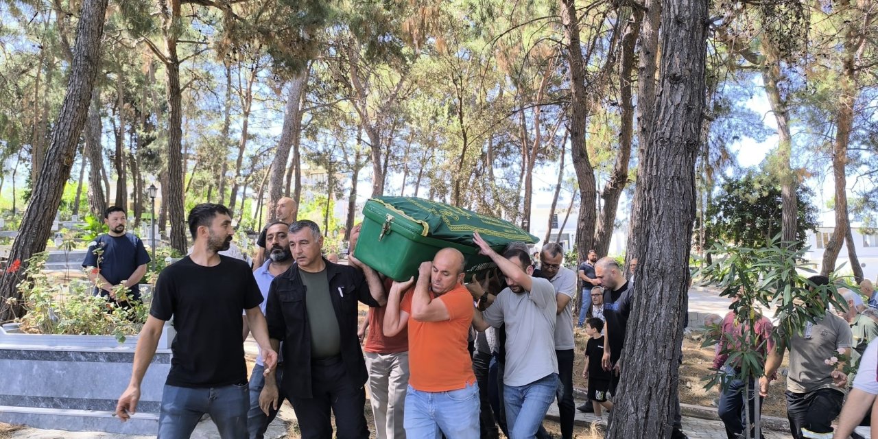 Doğum esnasında hayatını kaybederken kadına acı veda