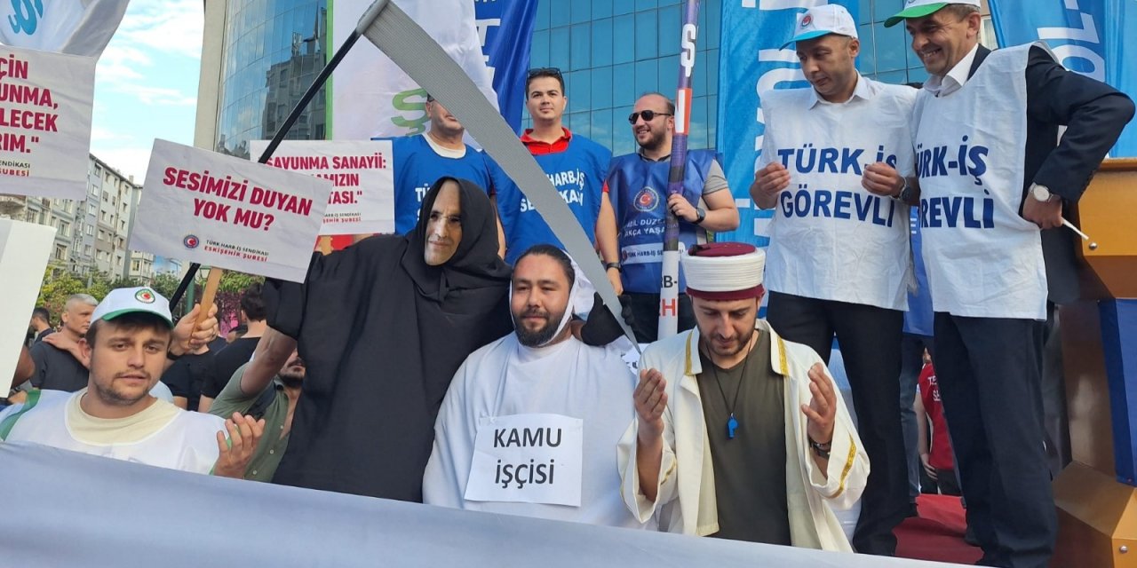 Eskişehir'de kamu işçisinin cenaze namazı kılındı