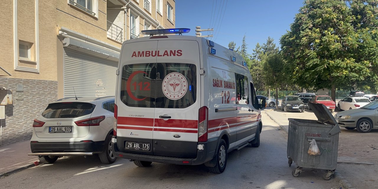1 buçuk yaşındaki çocuk apartmanın birinci katından düştü