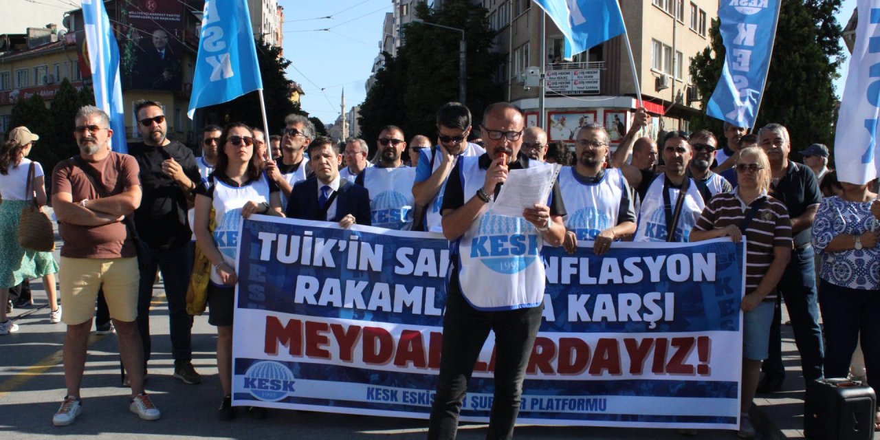 “İnsanca yaşamaya yetecek bir ücret”