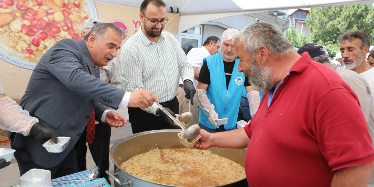 Aşure ikramları başladı