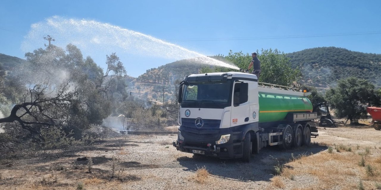 İzmir’de çıkan yangınlara AKOM tarafından destek ekipleri gönderildi
