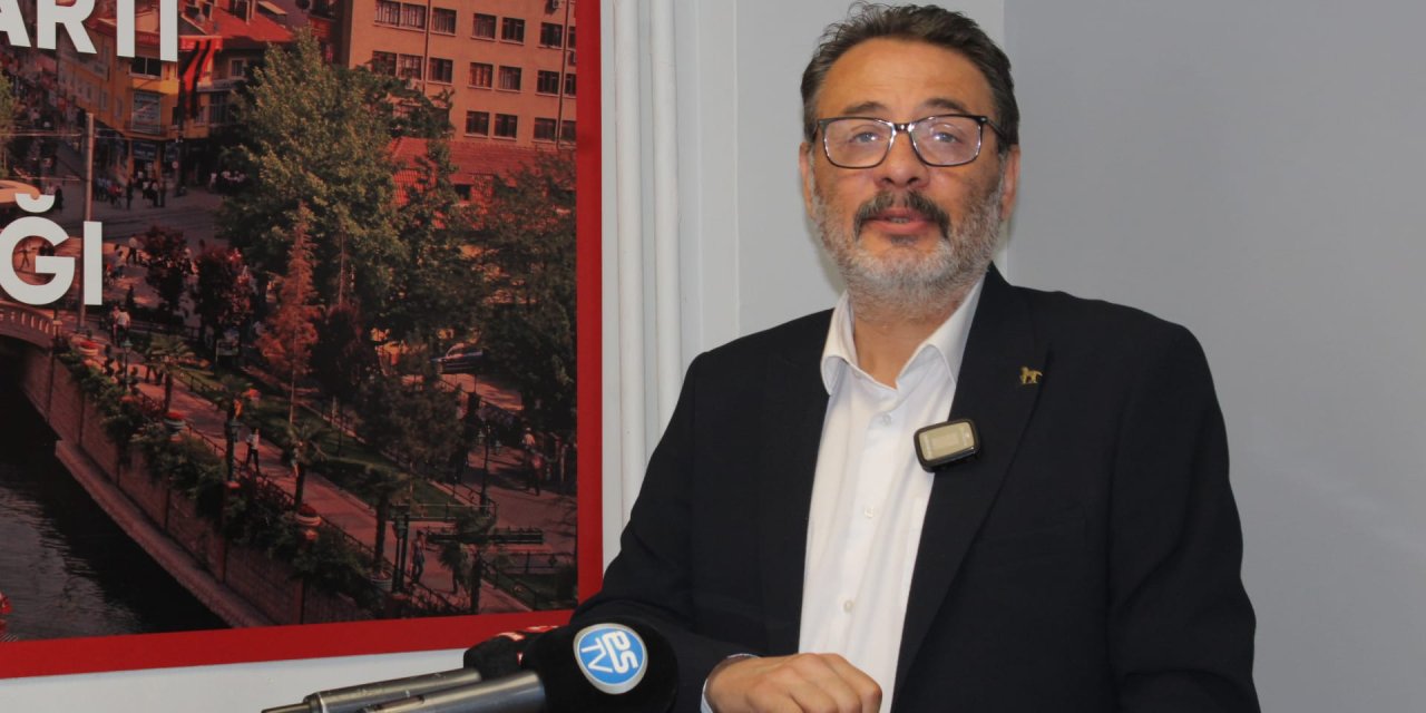 Demokrat Parti İl Başkanı Hüseyin Özcan İktidara yüklendi