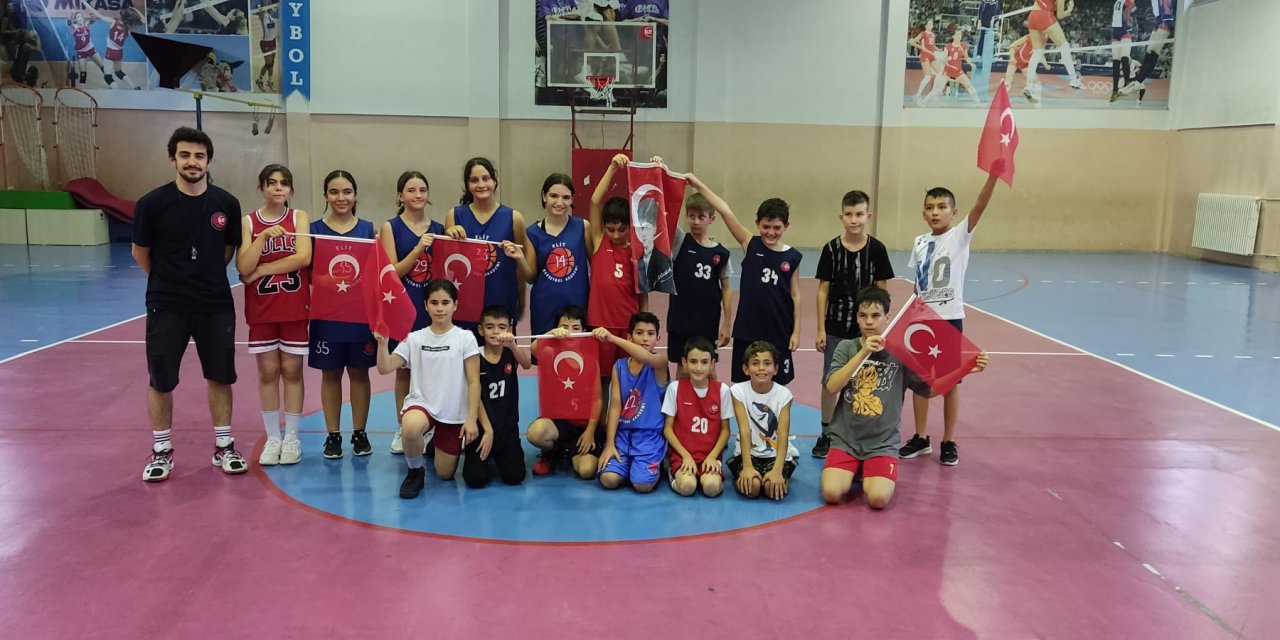 Elit Basketbol Akademi sıkı çalışıyor