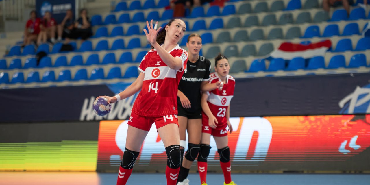 Buğulu millilerden 1 galibiyet 1 yenilgi