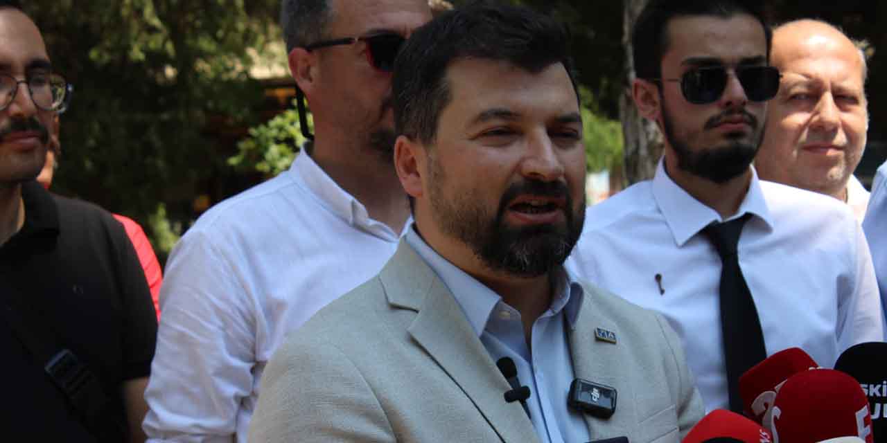 Anahtar Parti şehit olan 12 askeri unutmadı