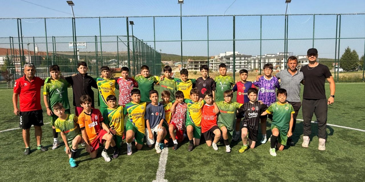 Eskişehir'de minikler özel maç yaptılar