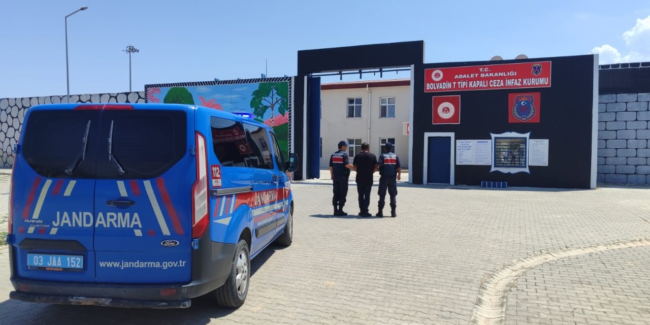 13 yıl 9 ay 10 gün hapis cezası ile aranan şahıs yakalandı