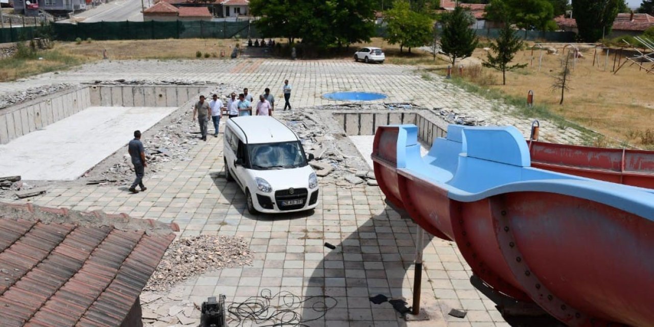 Kötü durumdaki Aquapark Beylikova'ya yeniden kazandırılıyor