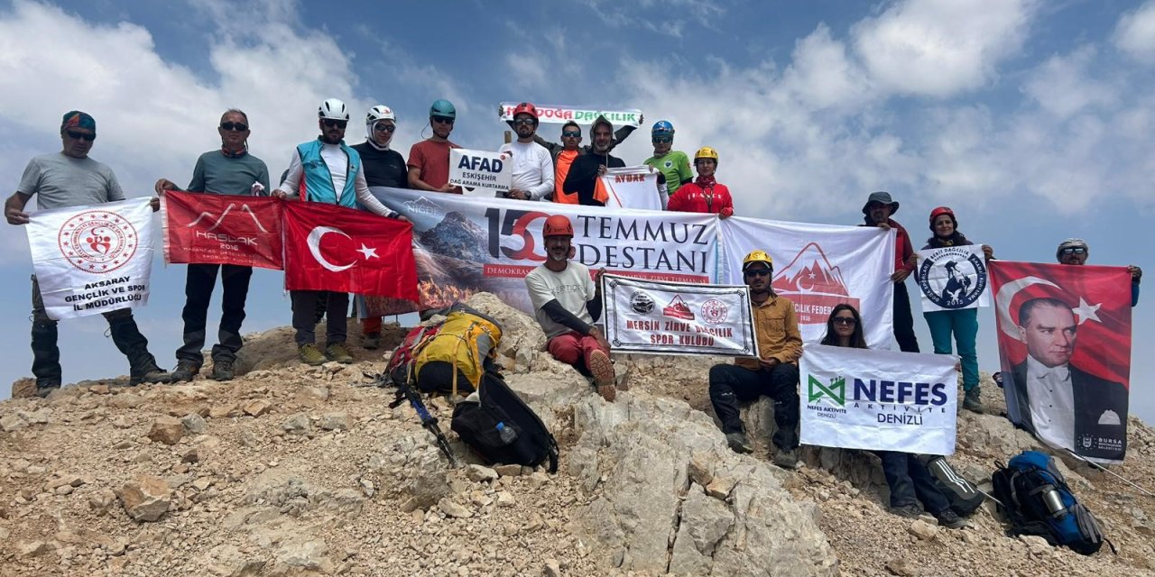 Eskişehir AFAD personeli 15 Temmuz Tırmanışı gerçekleştirdi