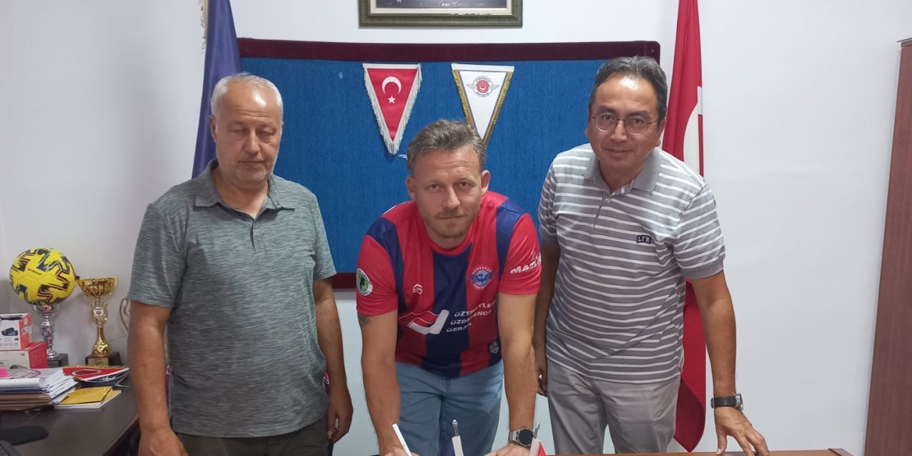 Ayhan başladığı yere geri döndü