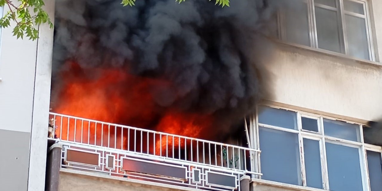 Konya'da çıkan yangın panik yarattı