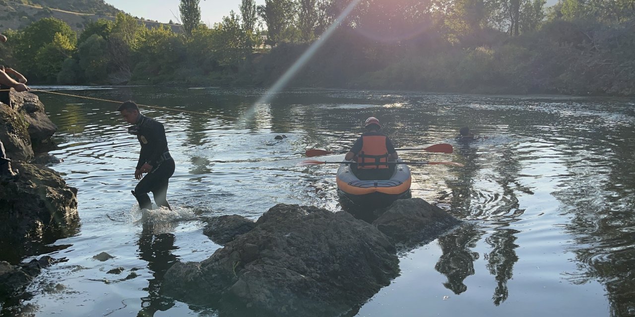 Sakarya Nehri'nde kaybolan iki çocuğun cansız bedenlerine ulaşıldı