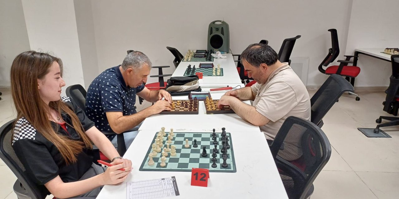 Satranç engel tanımadı
