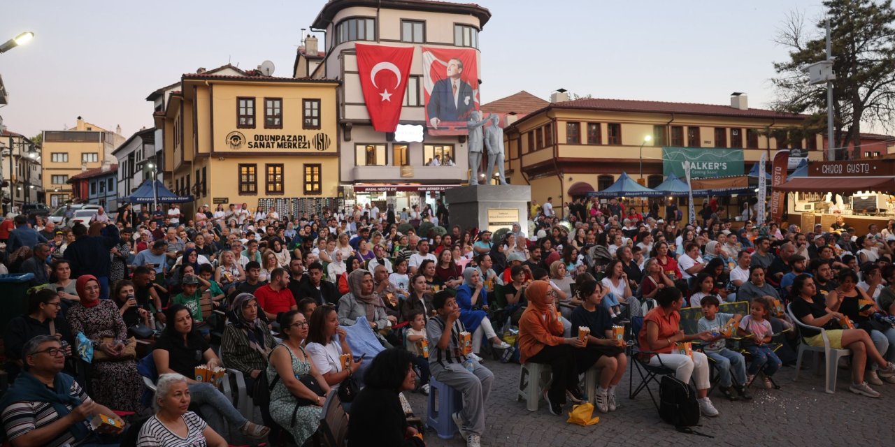 Eskişehir'de “Açık Hava Film Günleri” ertelendi