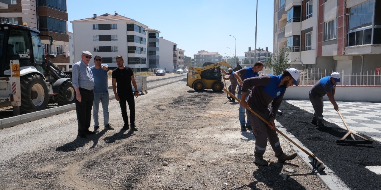 Emek Mahallesi'nde onarım çalışmaları yapılıyor