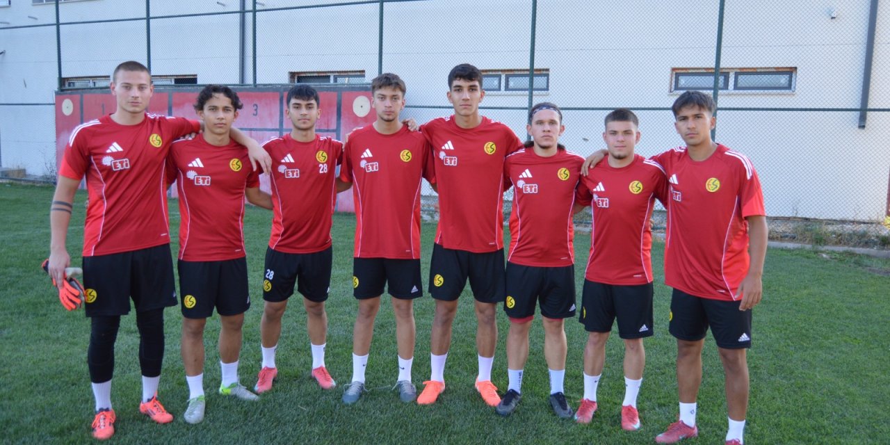 Ayrılanlar belli olmaya başladı