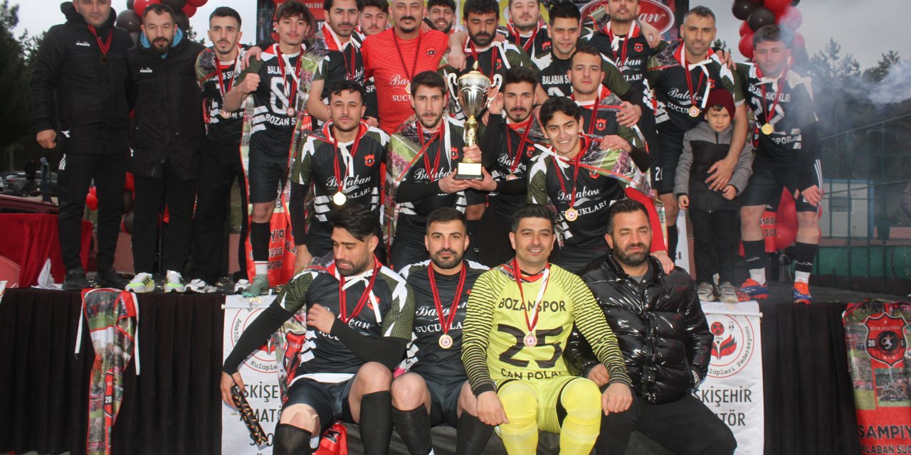 “Böyle olacağını bilseydim takımı şampiyon yapmazdım”