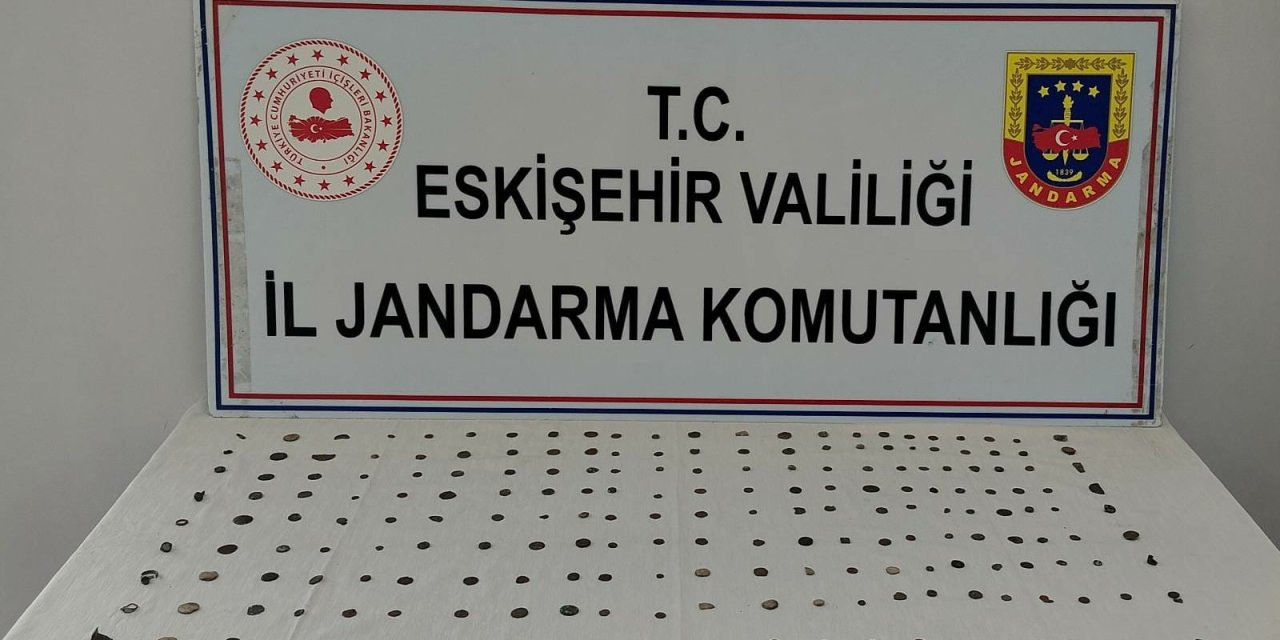 Eskişehir'de tarihi eser kaçakçısına baskın!