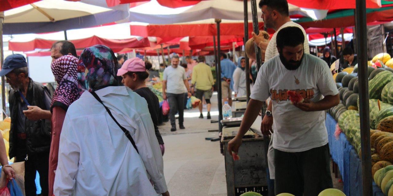 Eskişehir'de kış mevsimi hazırlığı pazarı hareketlendirdi