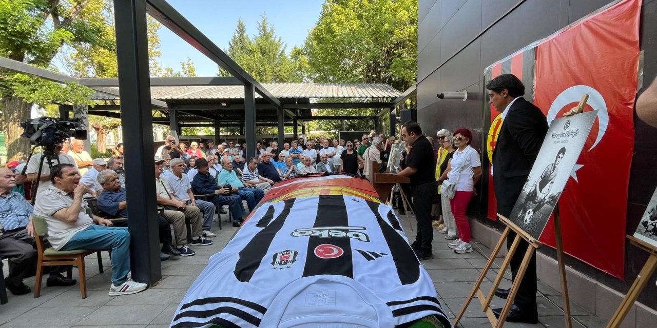 Eskişehirspor’un efsane ismi Süreyya Özkefe'ye veda