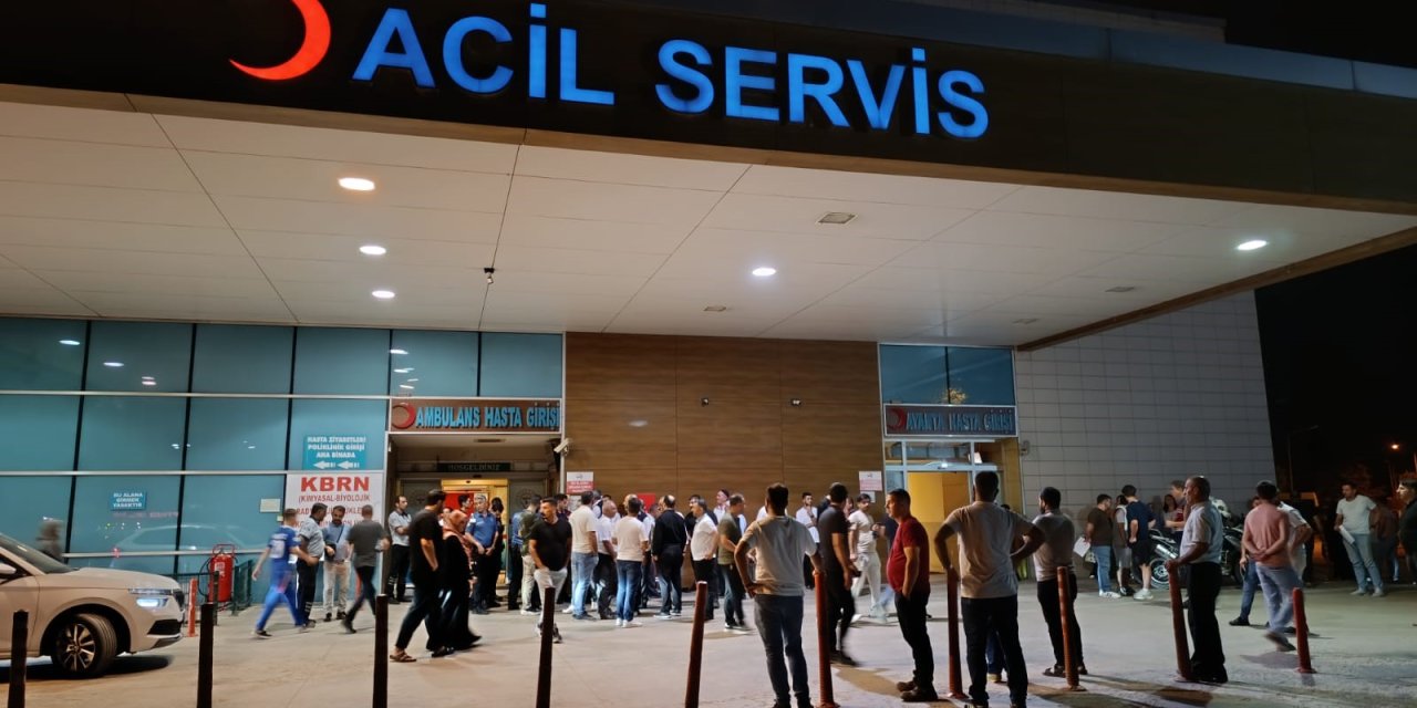 Tarlada pazarlık yapan gruplar birbirine girdi: 4 yaralı