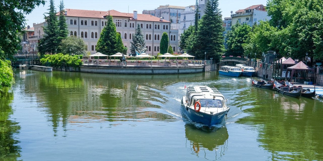 10 bin vatandaş Eskişehir için oy kullandı