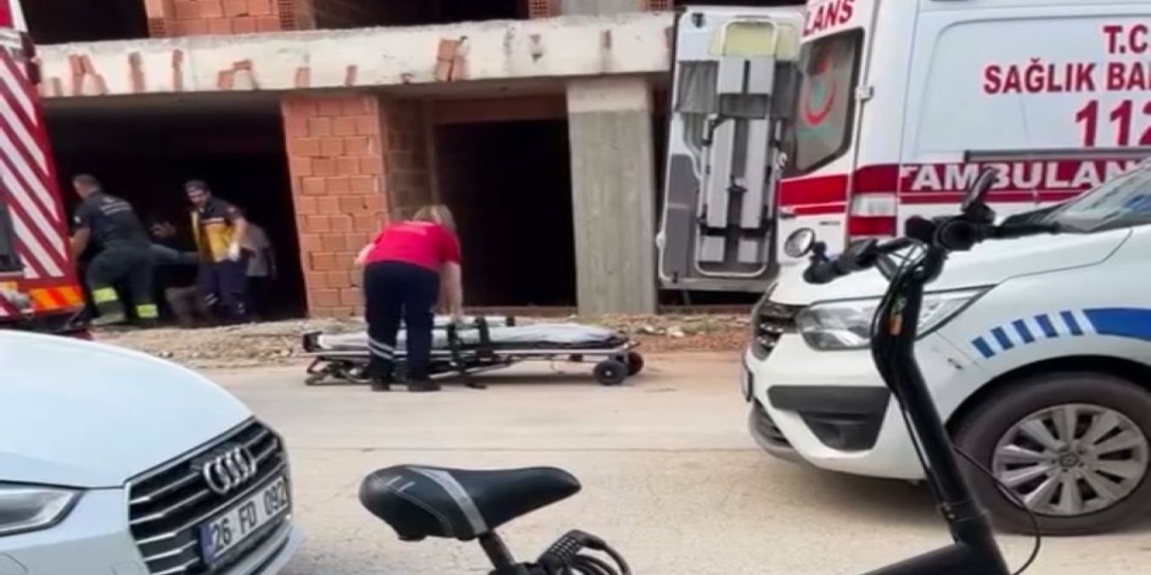 Eskişehir'de dengesini kaybeden şahıs asansör boşluğuna düştü