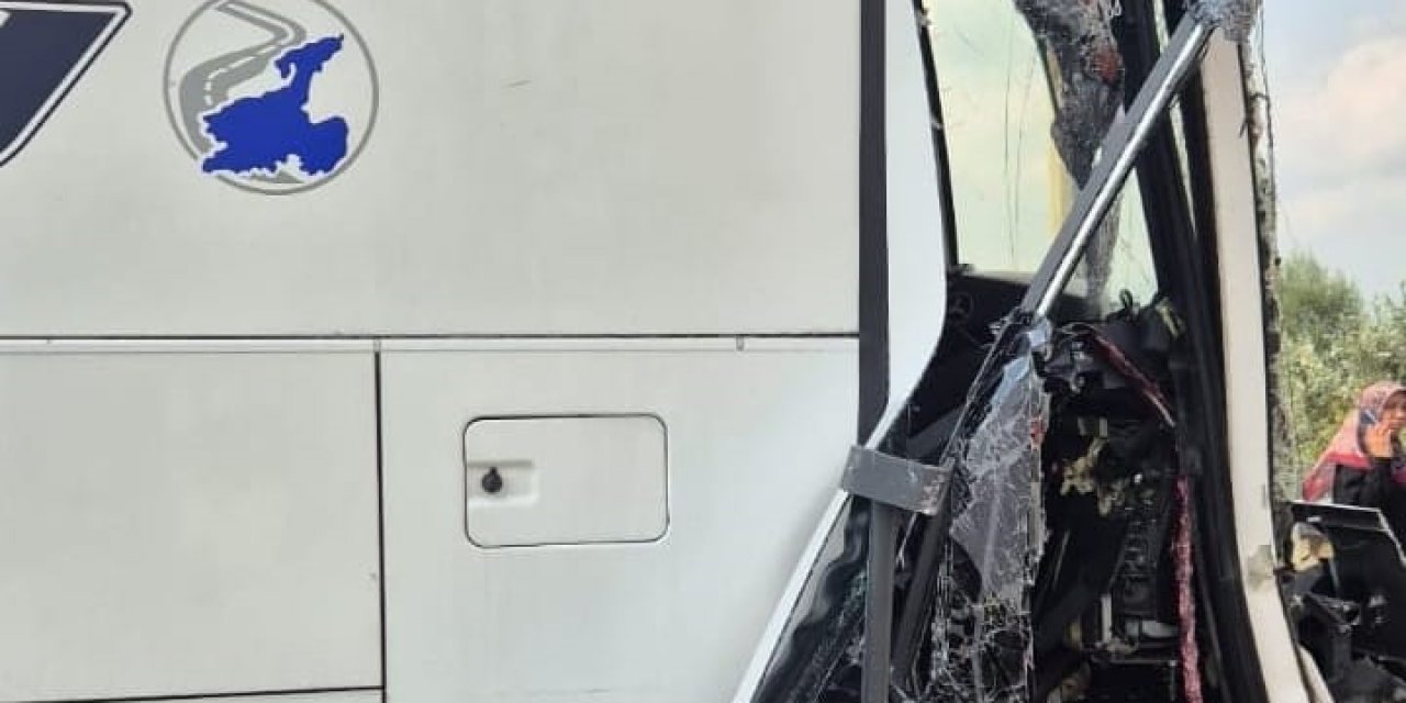 Bursa'da yolcu otobüsü kazası: 1 yaralı