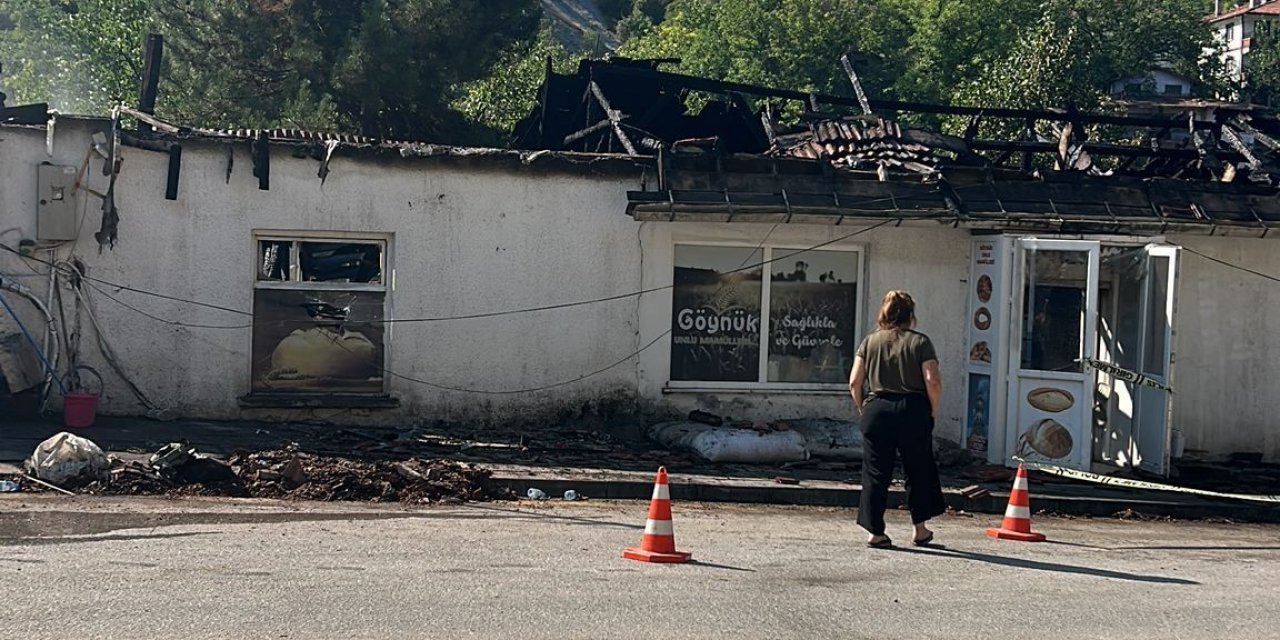 Yangın çıkan fırın kullanılamaz hale geldi