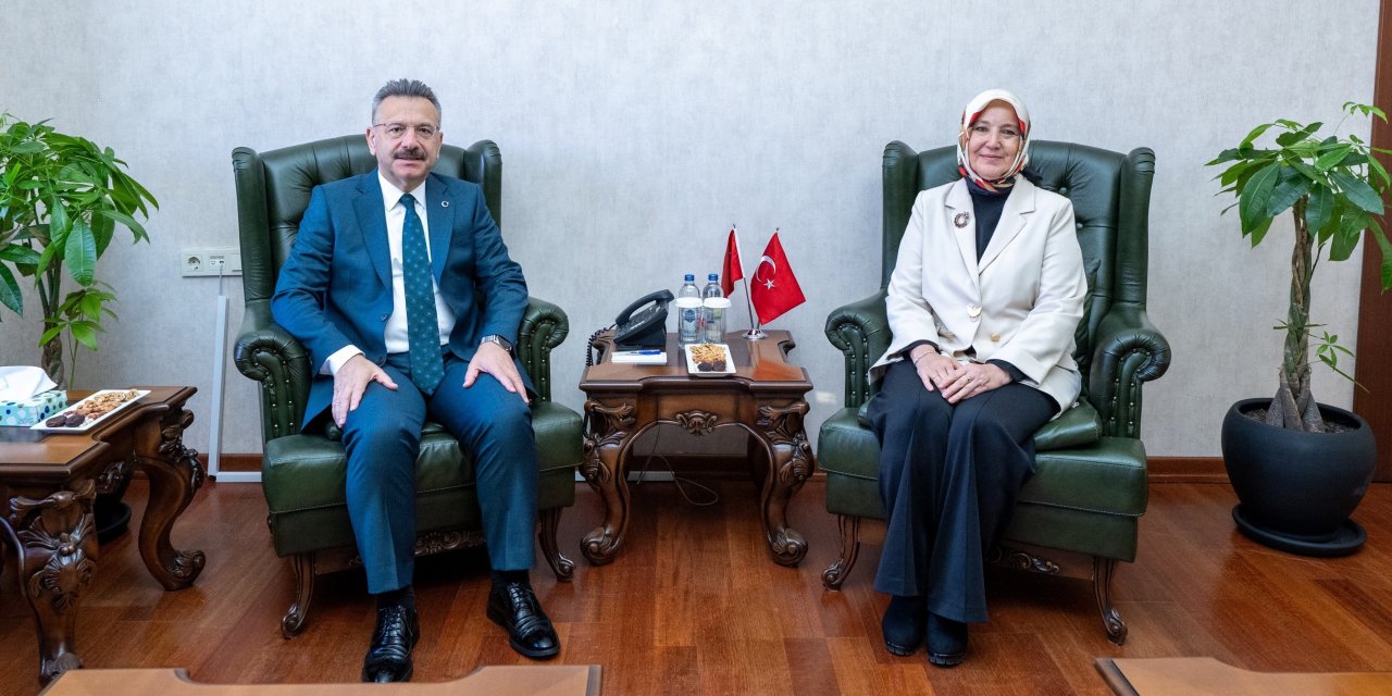 Bakan Yardımcısı Yenigün ile Vali Aksoy sosyal hizmet faaliyetlerini değerlendirdi