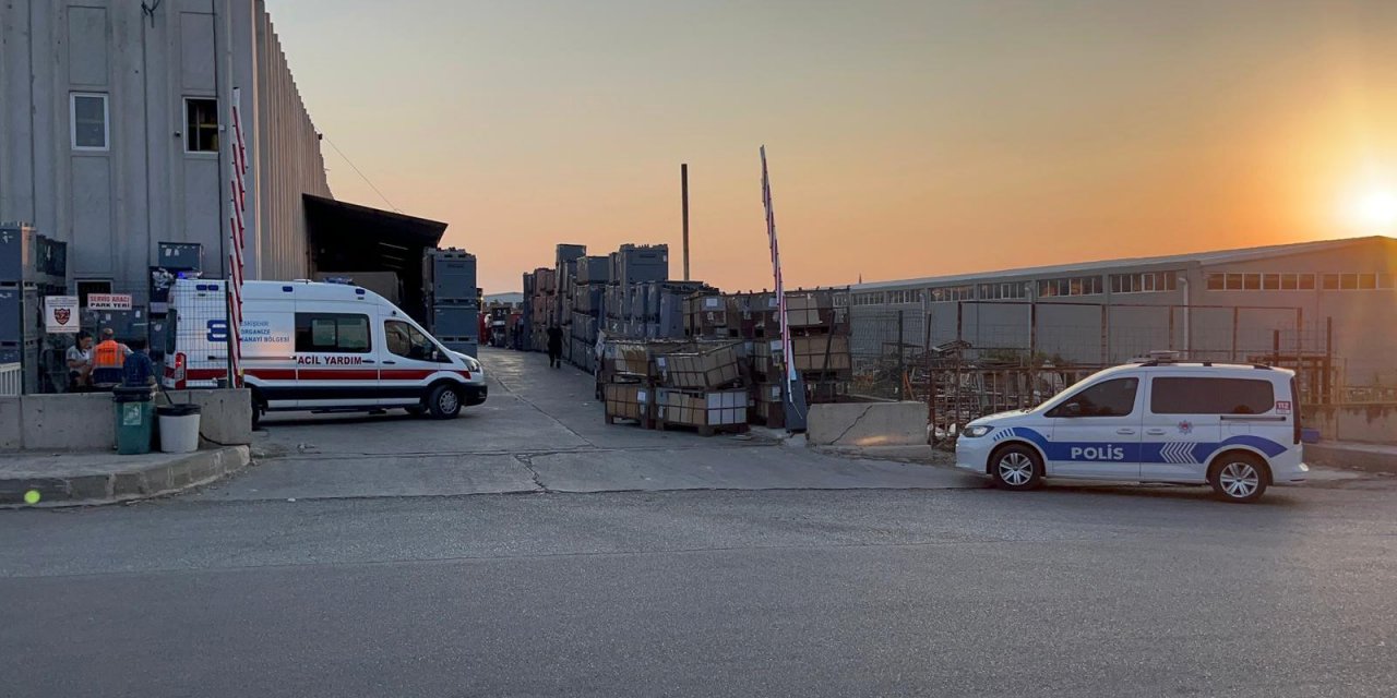 Eskişehir’de makineye sıkışan işçi hayata tutunamadı!