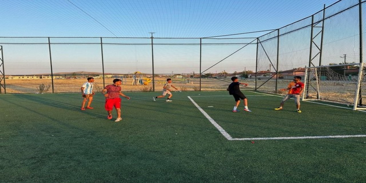 Eskişehir'de futbol antrenmanları hız kesmeden sürüyor