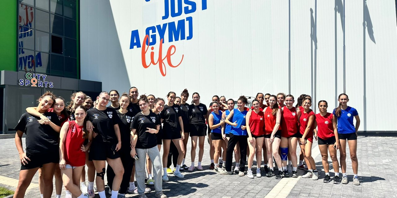 Şehir Koleji’nde Zafer Kupası coşkusu