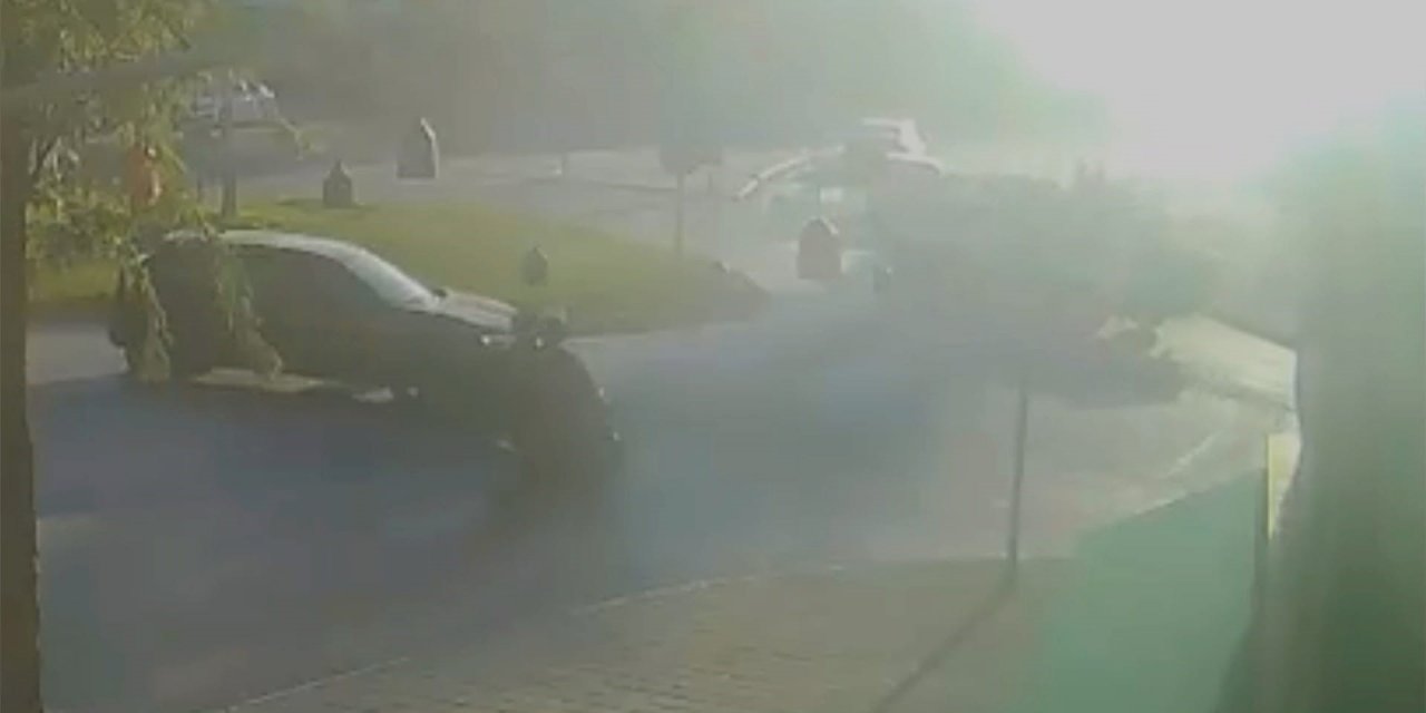 Bursa'nın motosiklet ile otomobil birbirine girdi